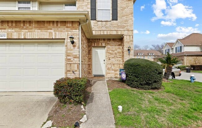 Building Photo - 7402 Hollister Rdg