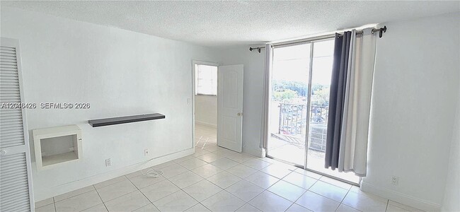 Building Photo - 2903 NE 163rd St