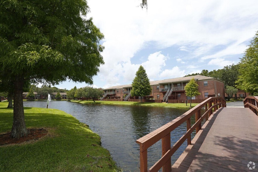 Carlton Arms North 6400 Markstown Dr Tampa FL 33617 Apartment Finder