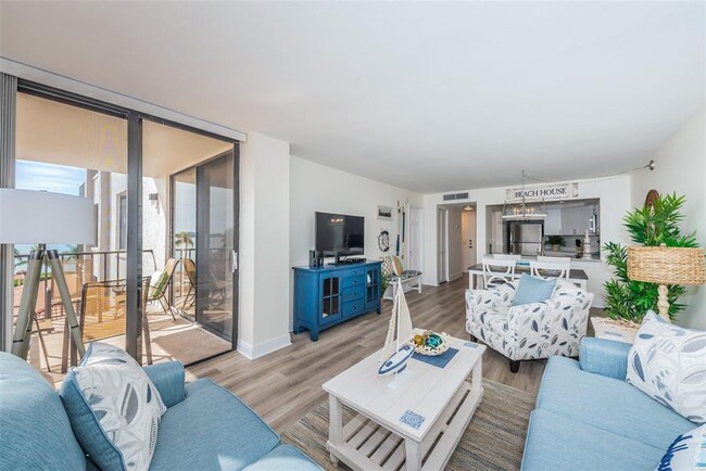 Building Photo - 6357 Bahia Del Mar Blvd S