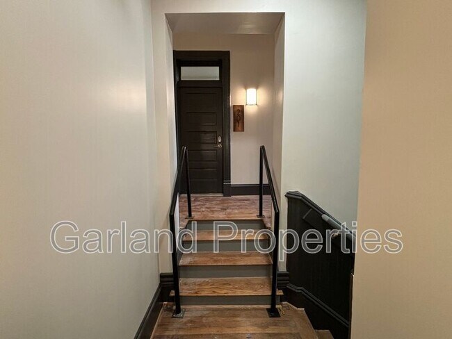 Building Photo - 73 W Main St