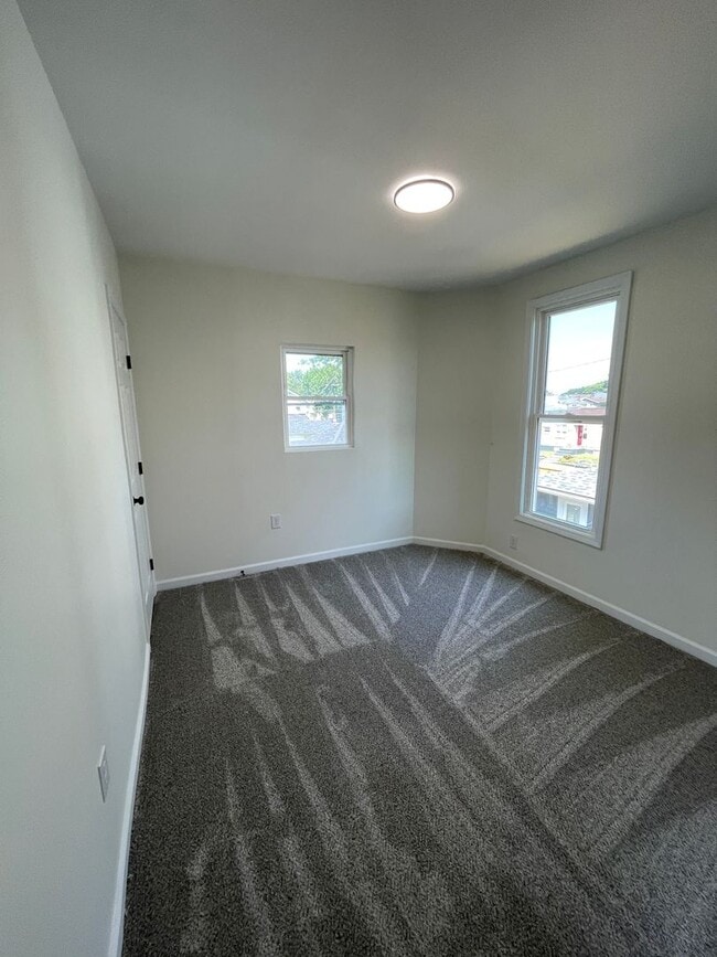 Building Photo - Fully Renovated 3BR/2.5BA Home in Merion Village