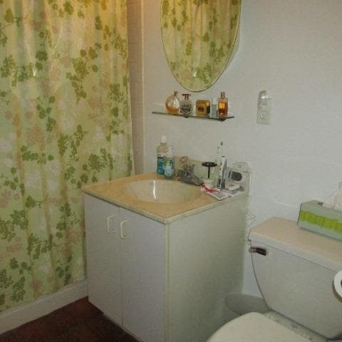 Building Photo - 1115 Willow Ave