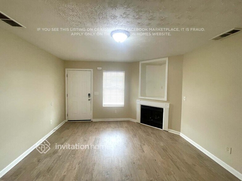 Building Photo - 185 Bramble Bush Trail