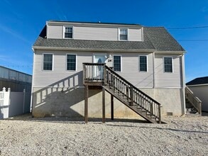 Building Photo - 24 Richard Dr