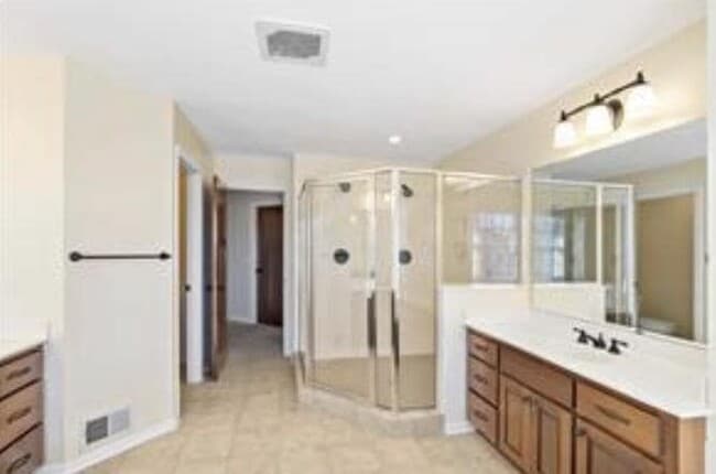 Building Photo - 12424 Princeton Ave