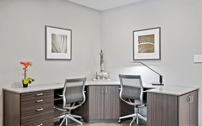 Building Photo - BEST DEAL IN DIAMOND HEIGHTS! Remodeled in...
