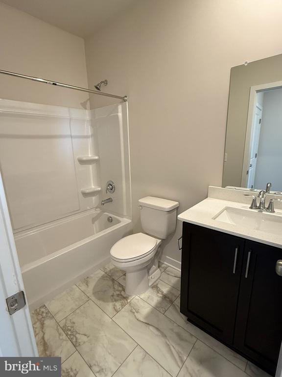 Building Photo - 733 Platinum Dr