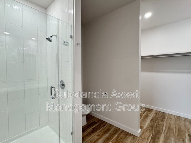 Building Photo - 1641 Midtown Pl