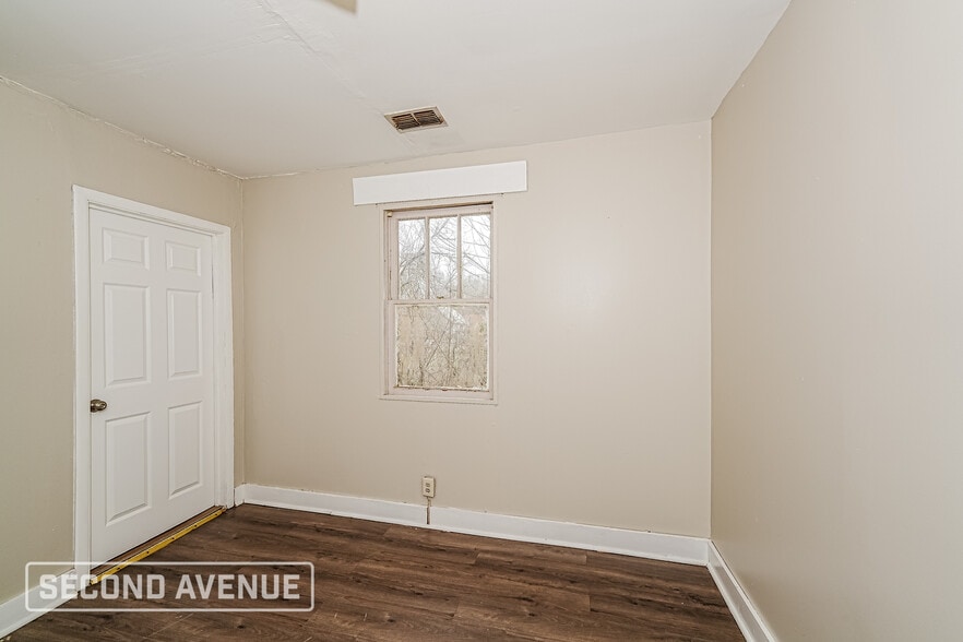 Building Photo - 2709 Powderly Ave SW