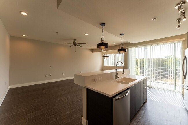 Building Photo - Discover the Ultimate in South Austin Living at Skybridge Lofts - Modern 2 Bedroom, 2.5 Bathroom ...