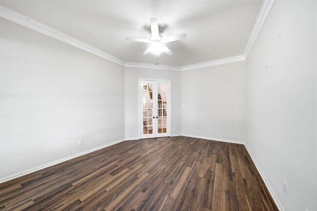 Building Photo - 2214 Lytham Ln