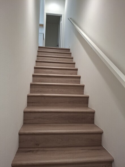 Building Photo - 4672 Catmint Ln