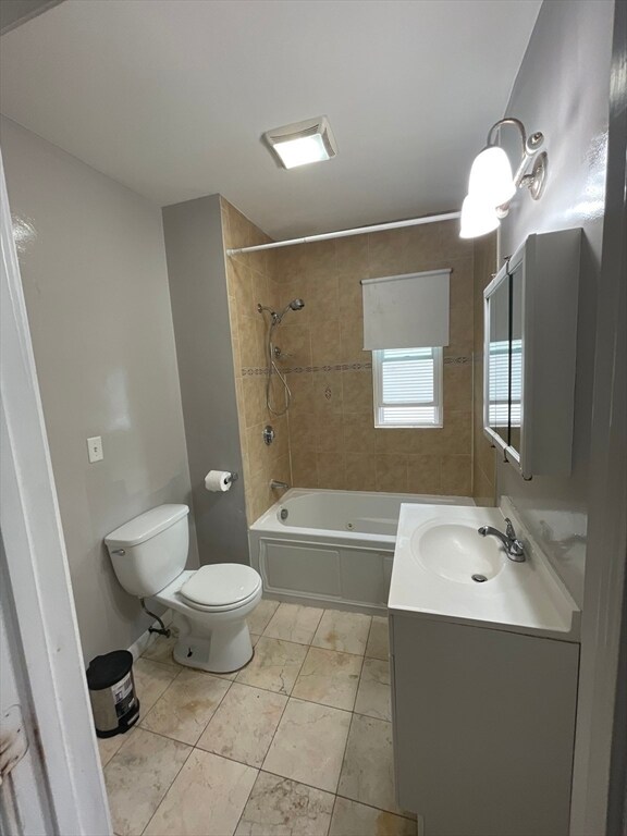 Building Photo - 16-18 Brackett St