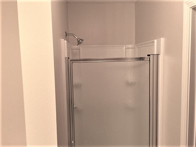 Building Photo - 12 Willow Lakes Dr