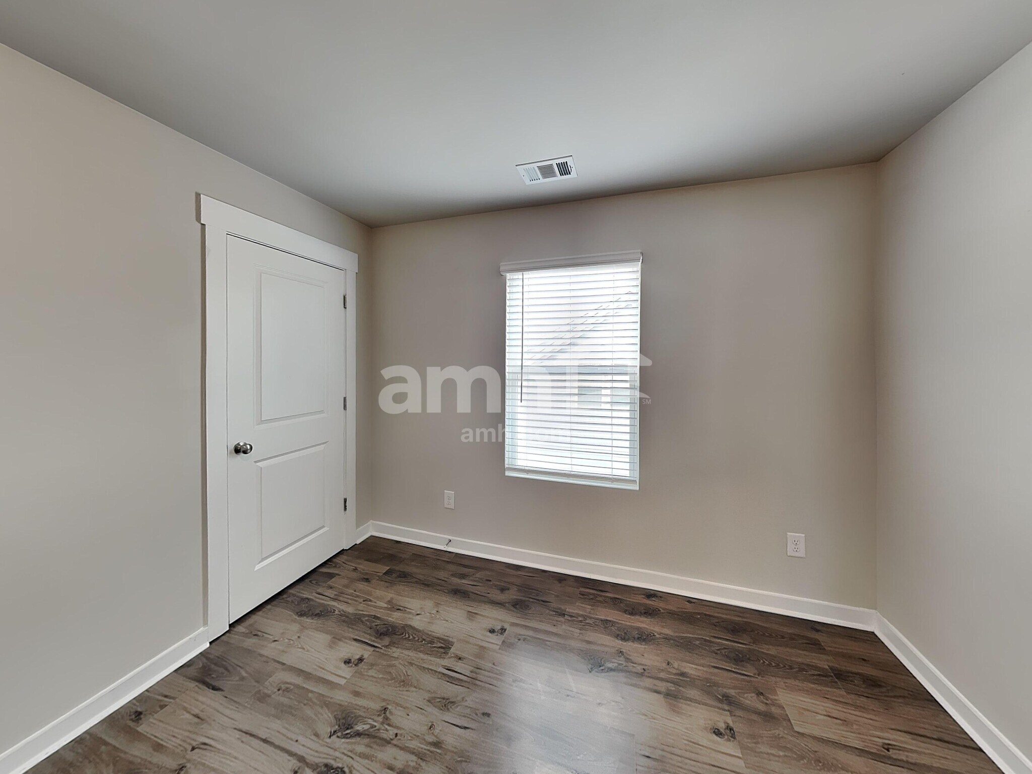 Building Photo - 108 Landsdown Xing