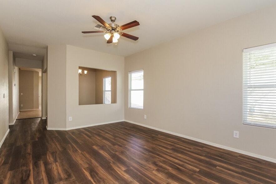 Building Photo - 13148 W Redfield Rd