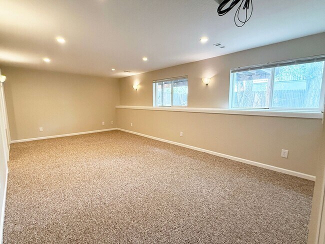Building Photo - Updated, Clean and Spacious 2-Story with 3...