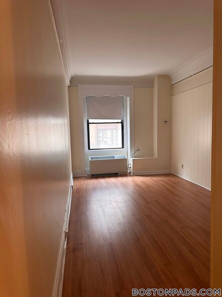 Building Photo - 62 Boylston St