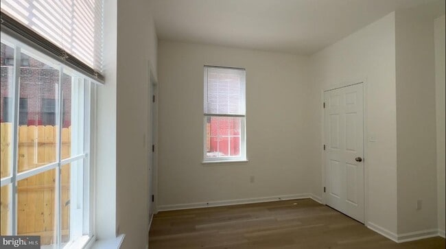 Building Photo - 1628 W Lehigh Ave