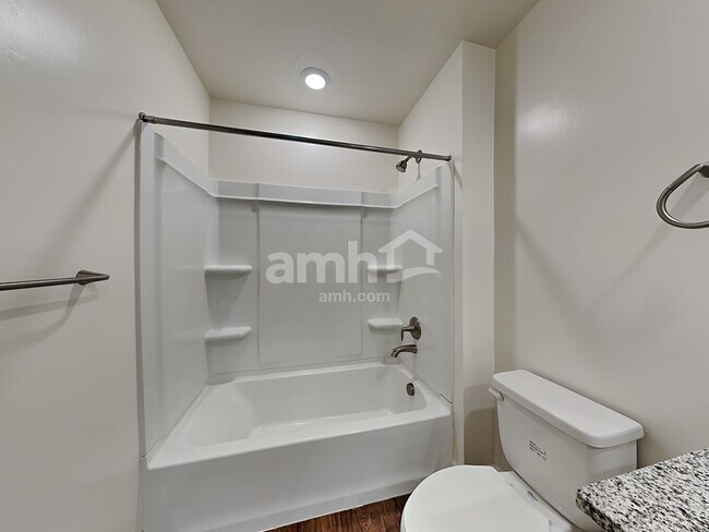 Building Photo - 2308 E Tumbleweed Rd