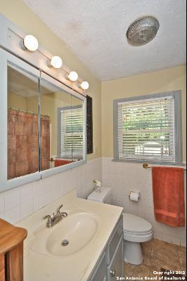 Building Photo - 519 Byrnes Dr