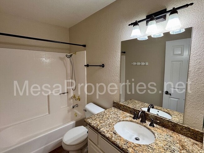 Building Photo - 15572 Ficus St