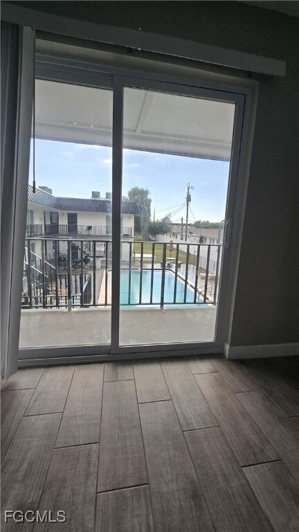 Primary Photo - 4952 Vincennes St