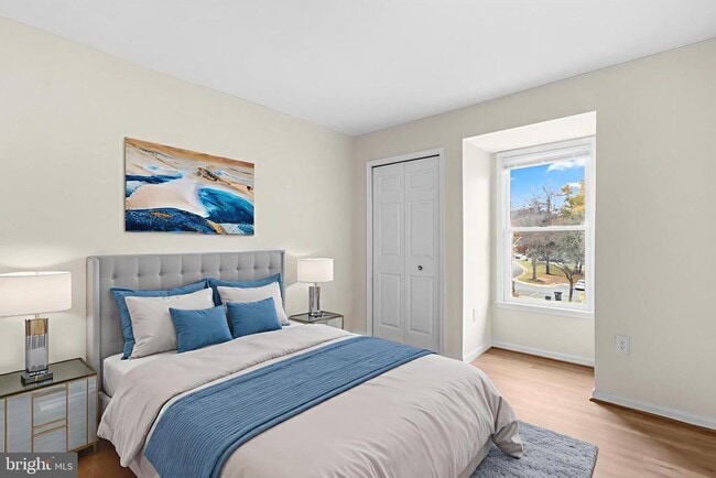 Building Photo - 13920 Baton Rouge Ct