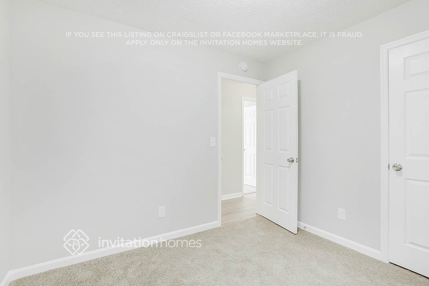 Building Photo - 6563 Eastbriar Dr