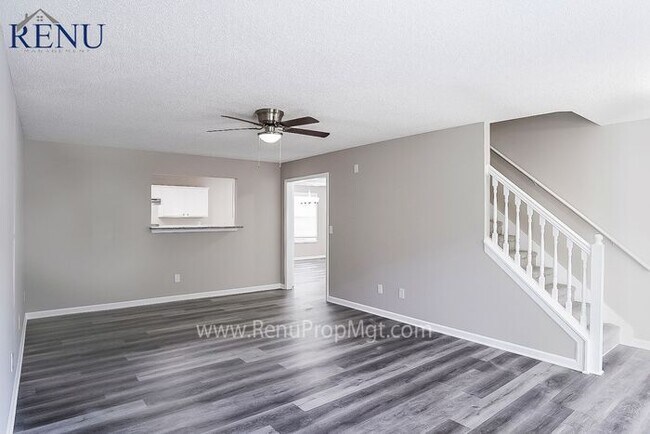 Building Photo - This home is available for NO CONTACT show...