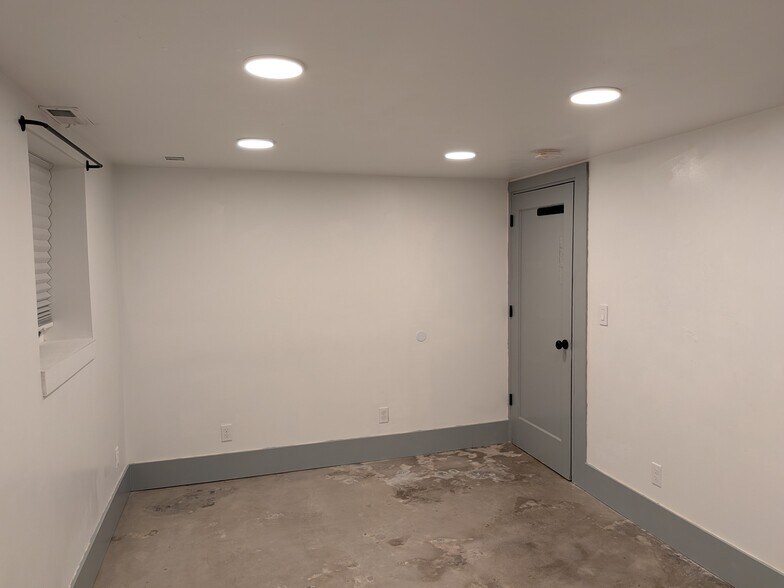 Basement bedroom - 2405 NE 49th Ave