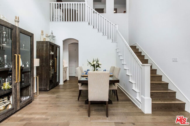 Building Photo - 24407 Clear Creek Pl