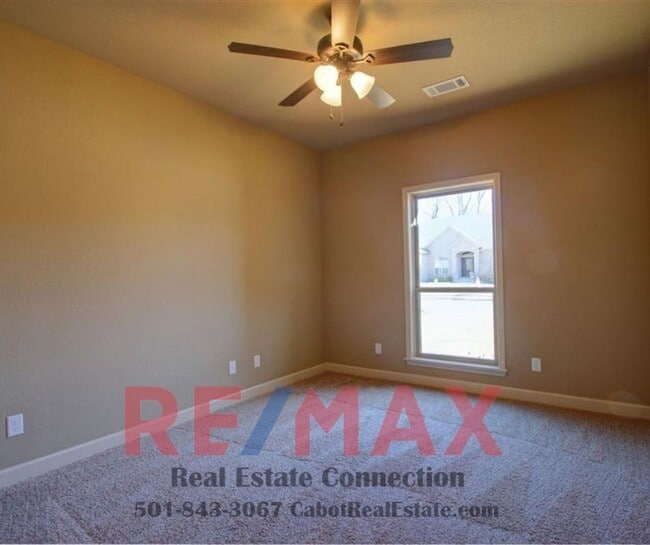 Building Photo - 18 Shadow Creek Dr