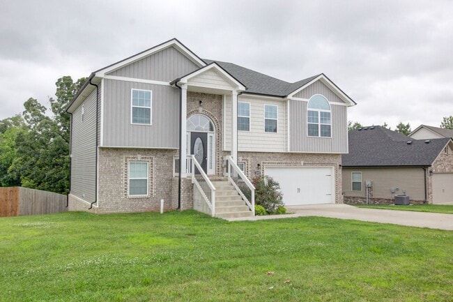 Building Photo - 1092 Barnhill Rd