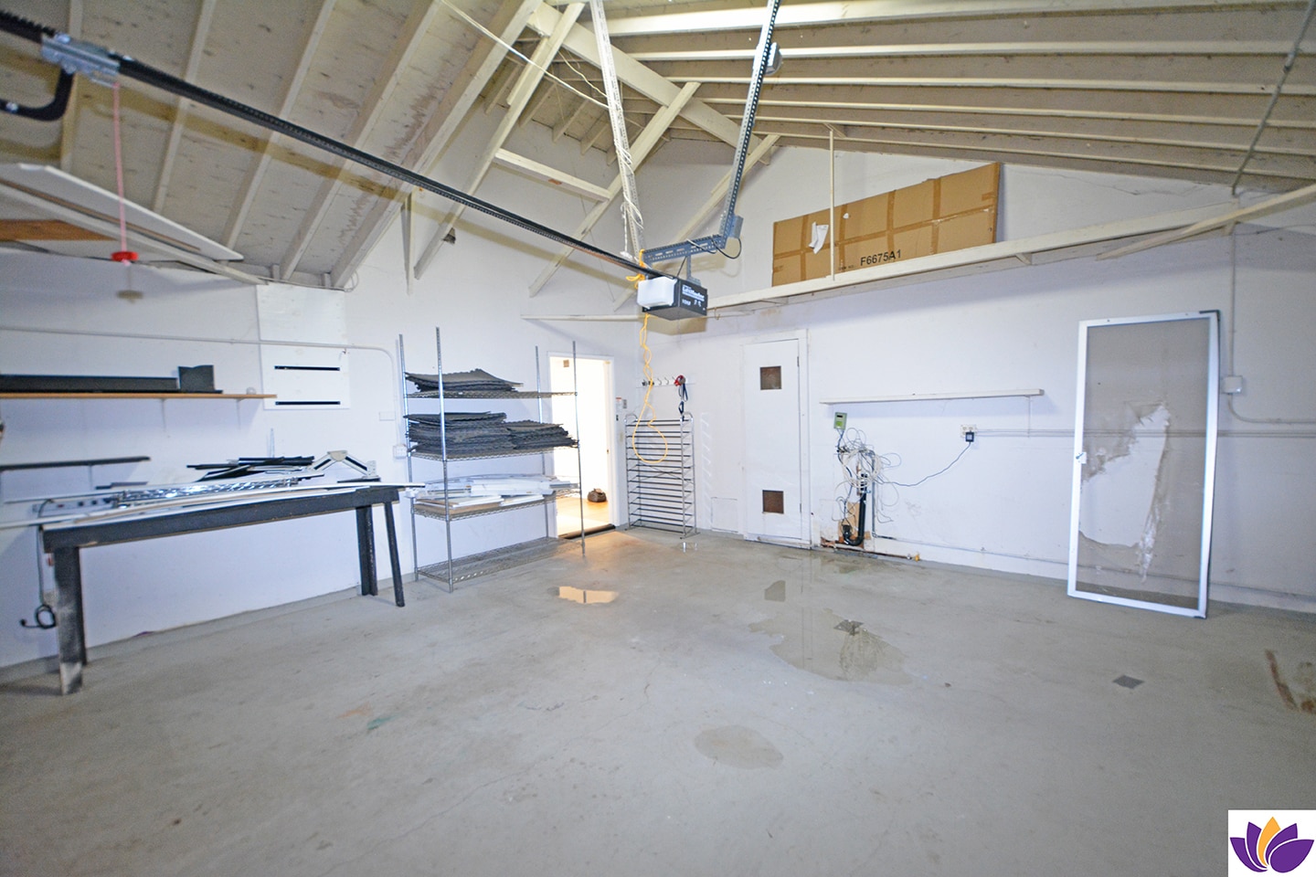 Building Photo - 3630 2nd Ave