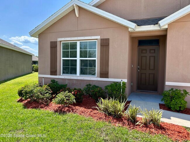 Building Photo - 134 Lure Ct SW