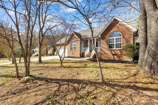 Building Photo - 108 Woodstork Cove Rd