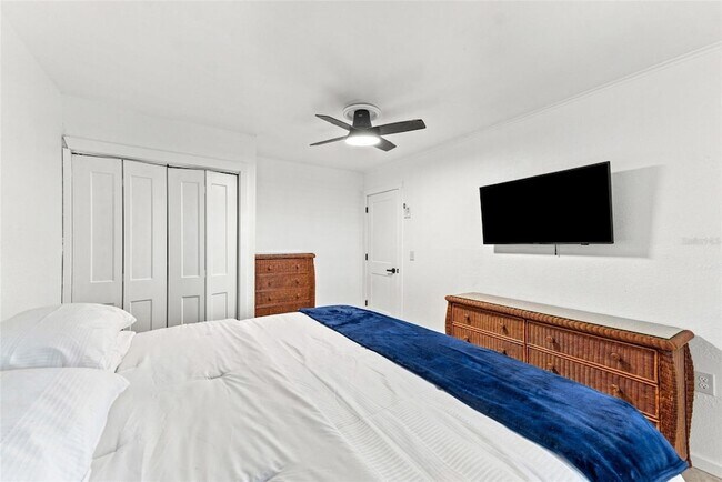 Building Photo - 4017 Triggerfish Dr
