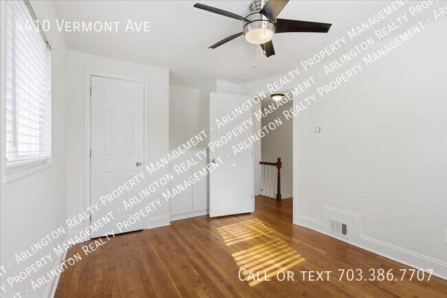 Building Photo - 4410 Vermont Ave