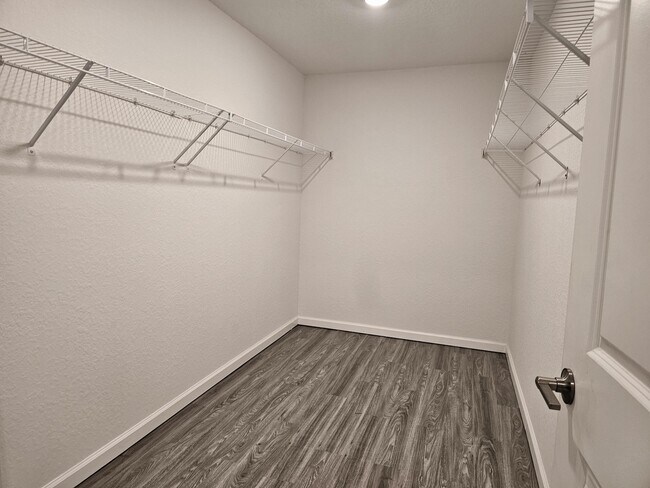 Building Photo - 4231 Troon Pl