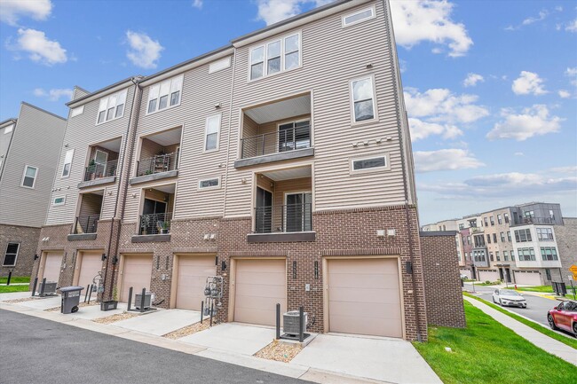 Building Photo - 14420 Beckett Glen Cir