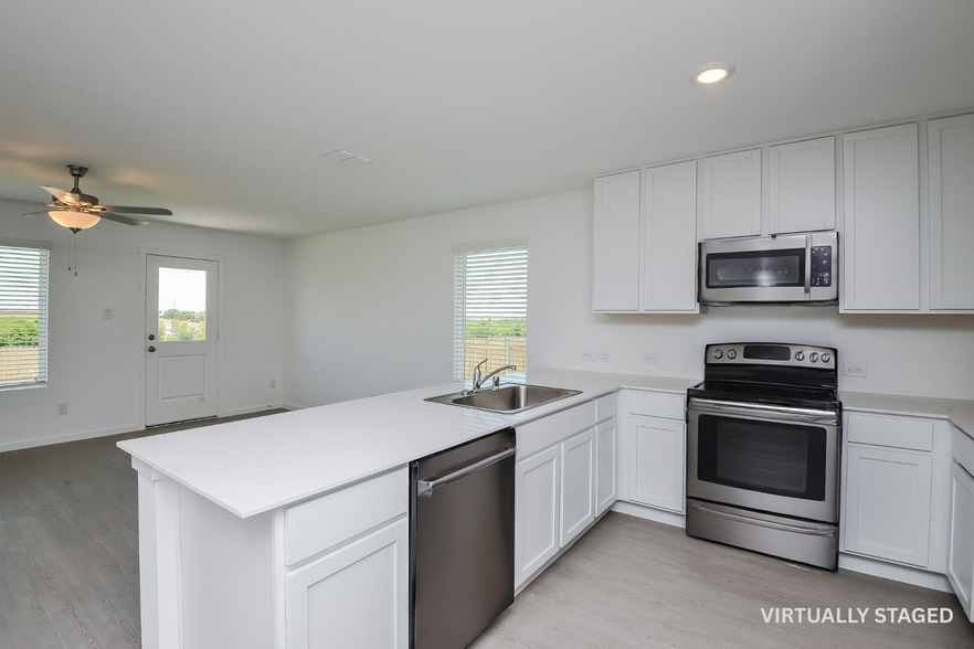 Building Photo - 2760 Mistwood Dr