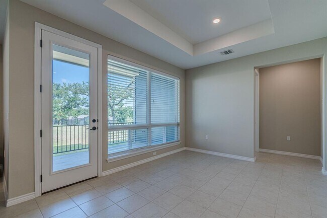 Building Photo - 112 Diving Crst Cv