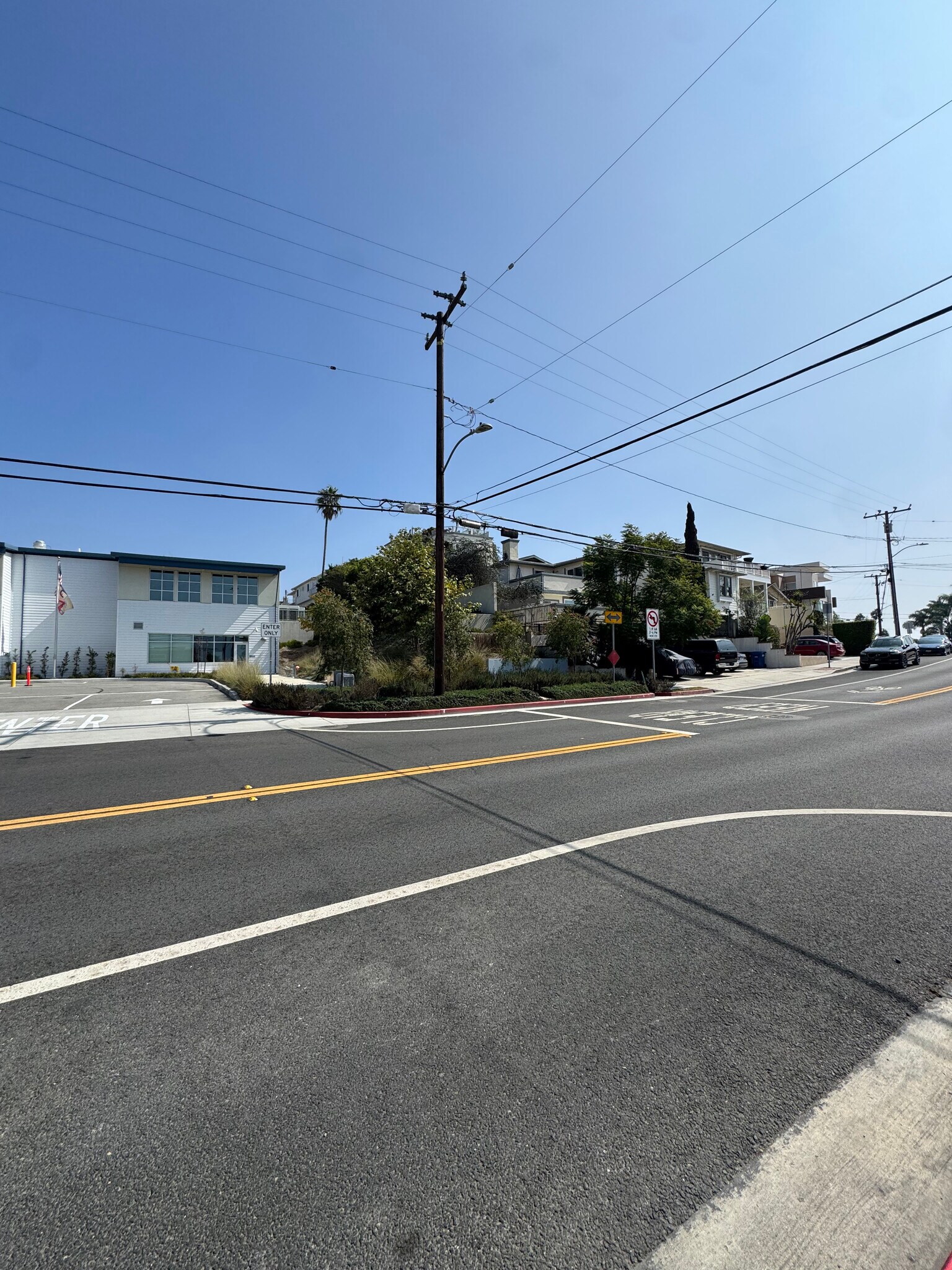 Building Photo - 1734 Prospect Ave