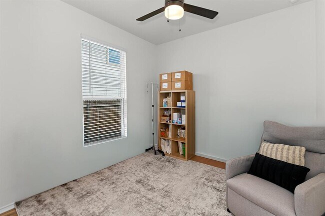 Building Photo - 1705 Tin Can Trl