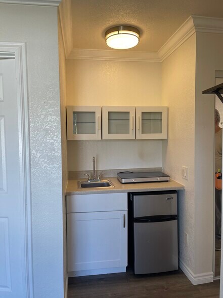 Building Photo - 26692 Sinforosa Dr