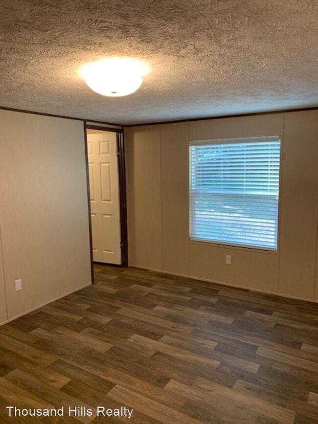 Building Photo - 2 br, 2 bath House - 640 State Highway 248...
