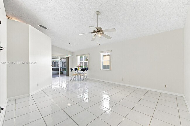 Building Photo - 7336 Granada Way