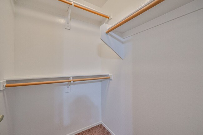 Building Photo - COMING SOON!! 3 bed 2.5 bath in most preferred Phoenix area